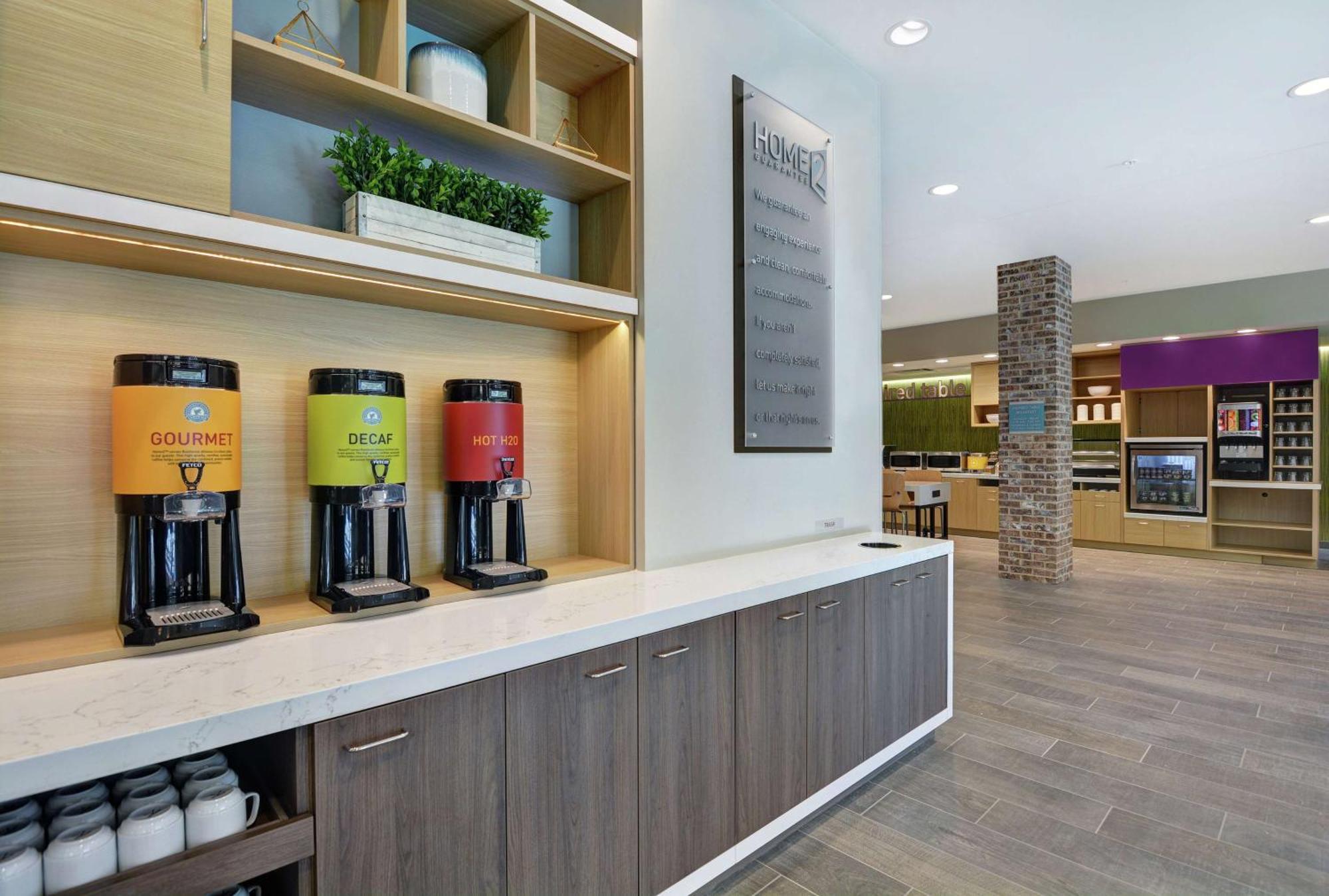 Home2 Suites By Hilton Charleston Daniel Island, Sc Exterior photo